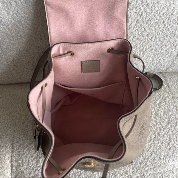 AUTHENTIC LOUIS VUITTON EMPREINTE
MONTSOROUS PM - Picture 5 of 16